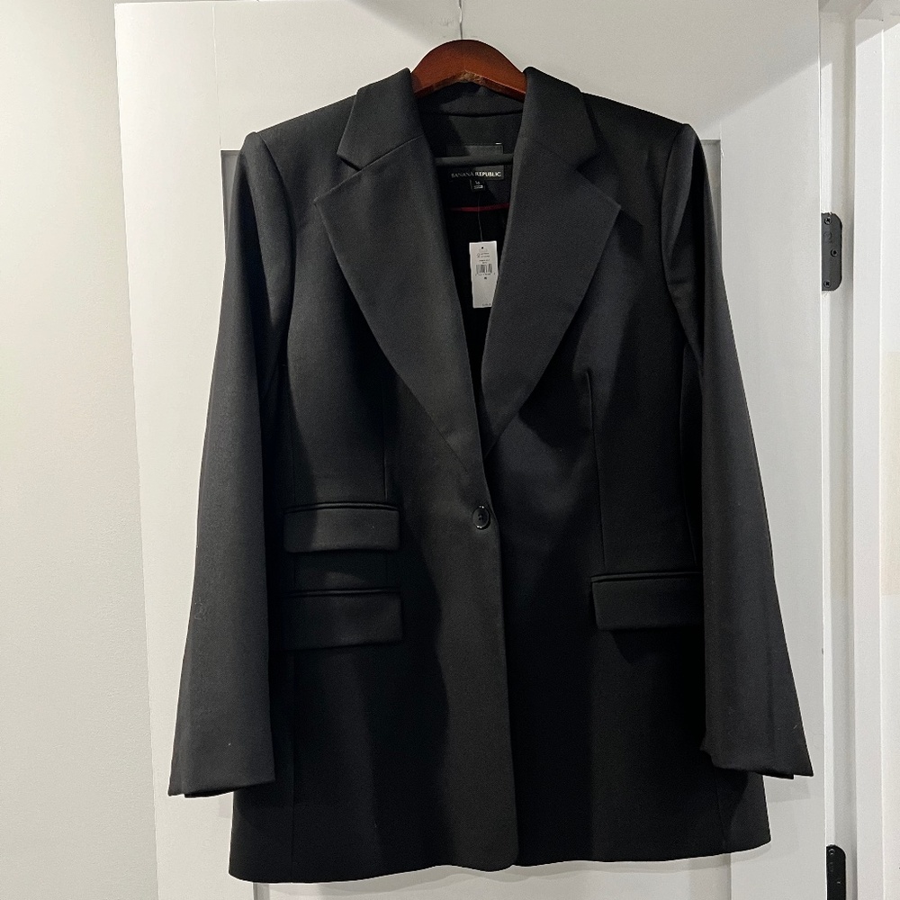 BANANA REPUBLIC LIDO SCULPTED ITALIAN WOOL BLAZER